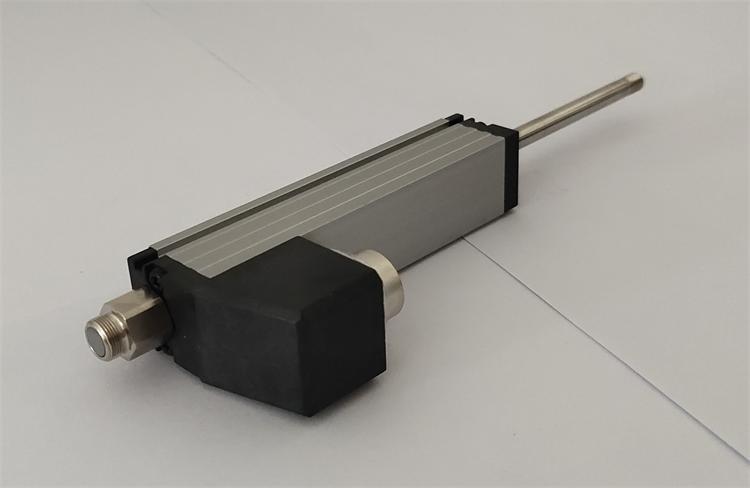 TS直線位移傳感器 德國(guó)novotechnik位移傳感器實(shí)拍圖